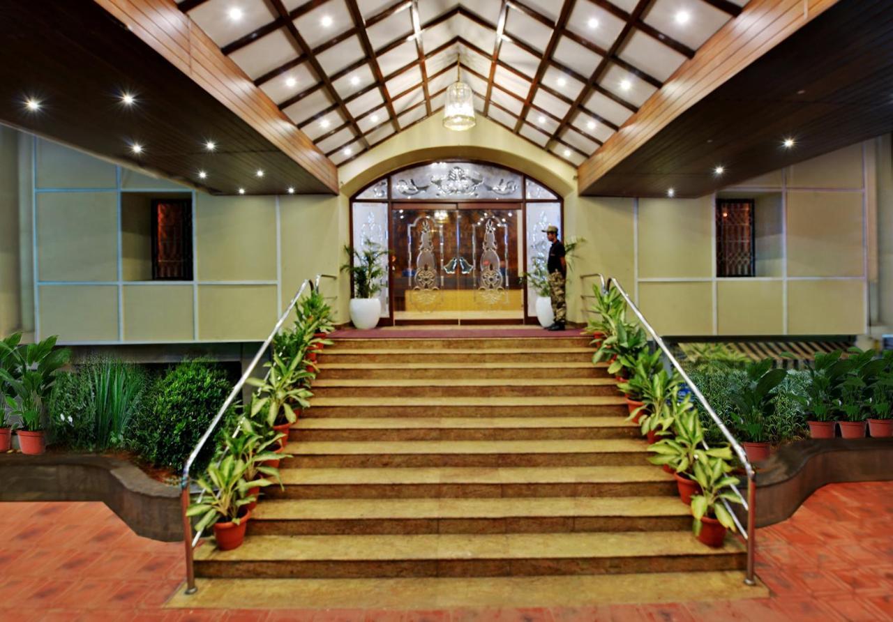 Manpho Bell Hotel & Convention Center Bengaluru Kültér fotó