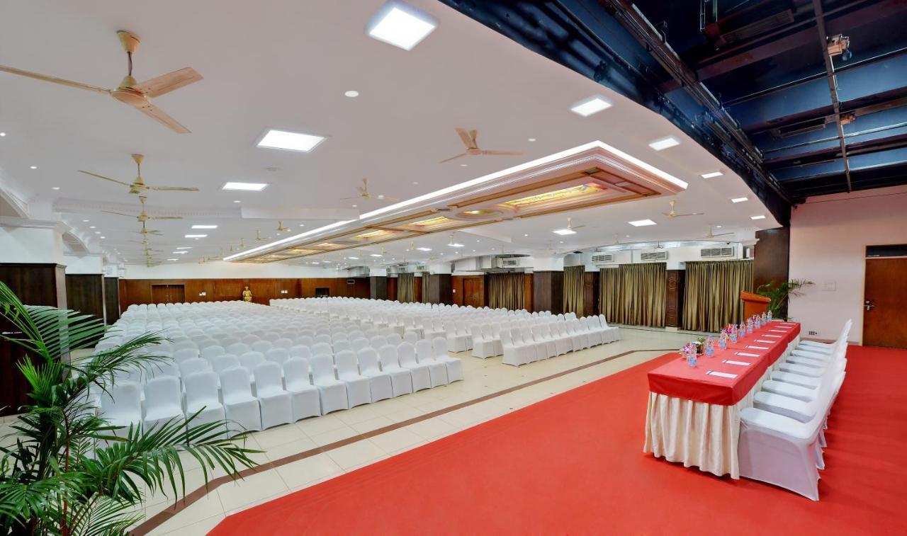 Manpho Bell Hotel & Convention Center Bengaluru Kültér fotó