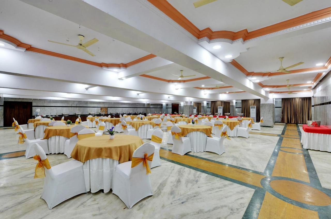 Manpho Bell Hotel & Convention Center Bengaluru Kültér fotó